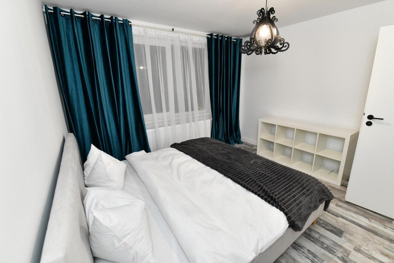 Transilvania Apartament Apartment Bukares Bagian luar foto
